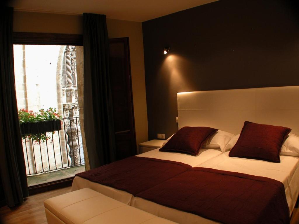 Portal Del Matarrana 3* Valjunquera